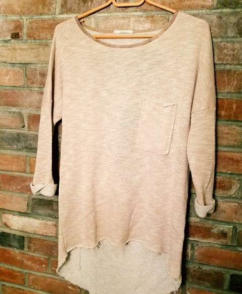 Very J Gold Beige Asymetrical Knit w/ Exposed Back - Picture 4 of 8